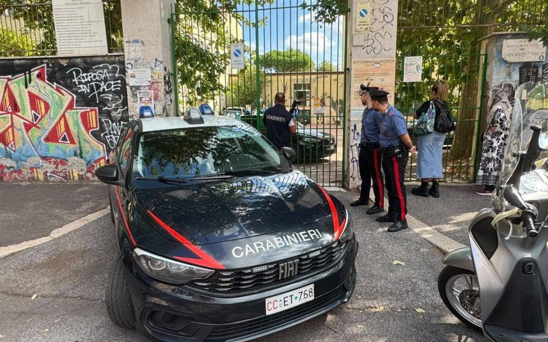 Prof accoltellata, Valditara: “Studente è ragazzo tranquillo, possibile ruolo social e siti violenti”