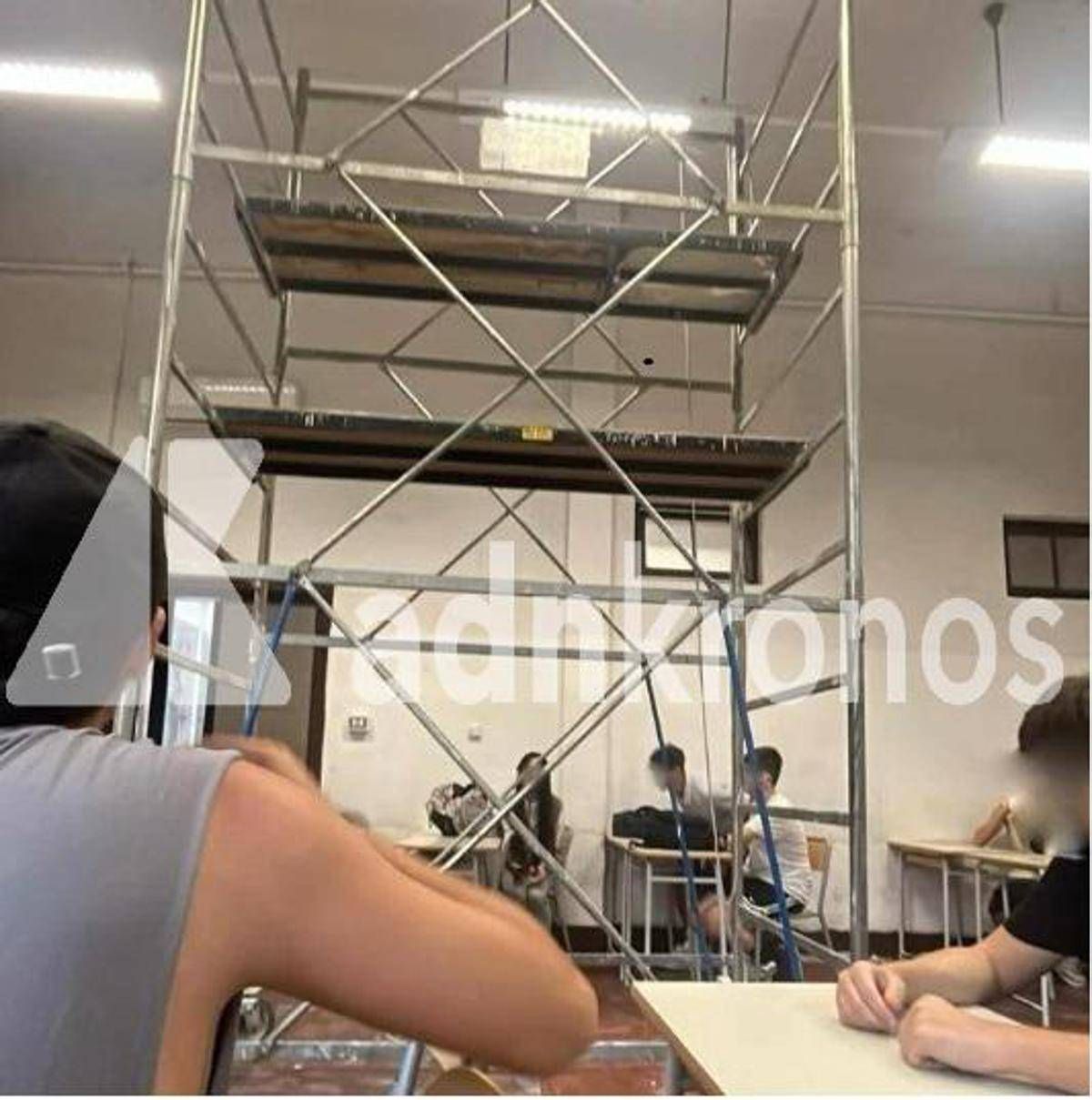 https://www.quotidianodelsud.it/wp-content/uploads/2026/09/roma-scuola-impalcature-ok.jpeg