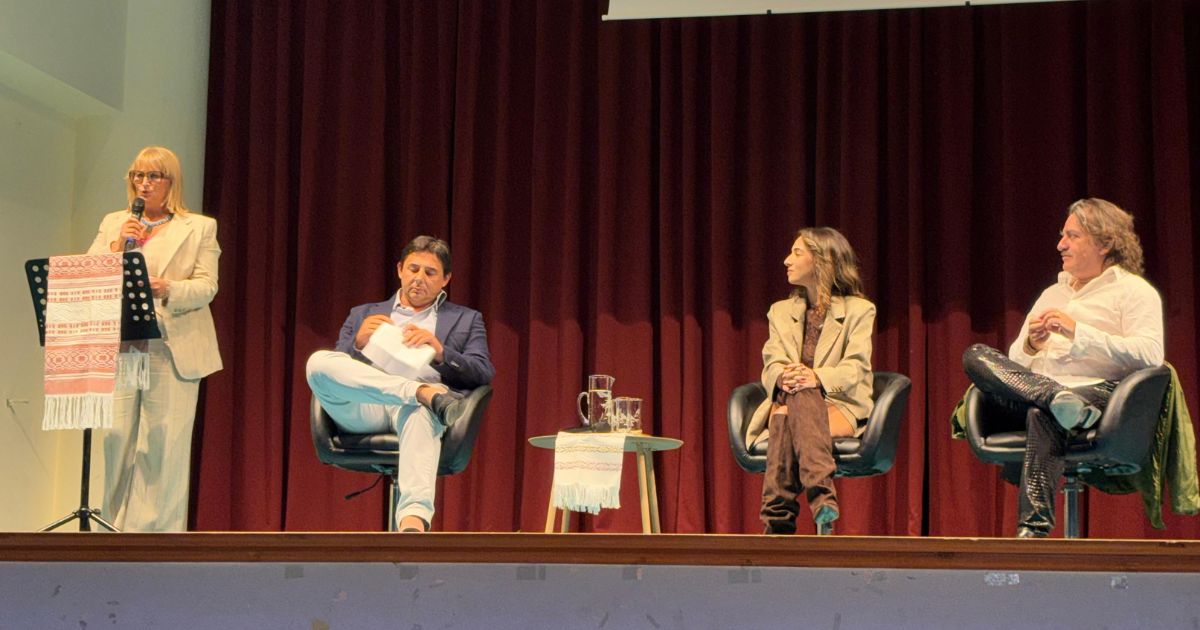 https://www.quotidianodelsud.it/wp-content/uploads/2026/09/rombiolo-premio-telaio.jpg