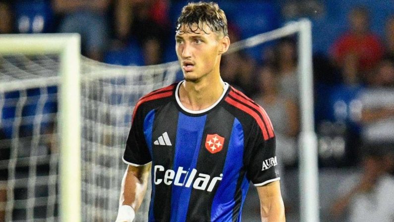 Bozhinov e il malore in campo durante Juve Stabia-Pisa, Bassetti attacca: “Con afa partite alle 15 rischio per salute”