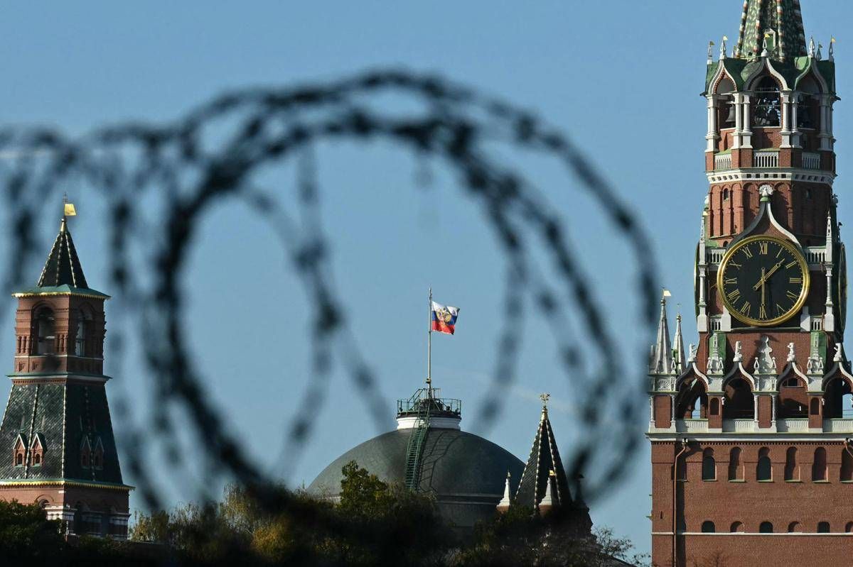 https://www.quotidianodelsud.it/wp-content/uploads/2026/09/russia-cremlino-mosca-piazza-afp.jpeg