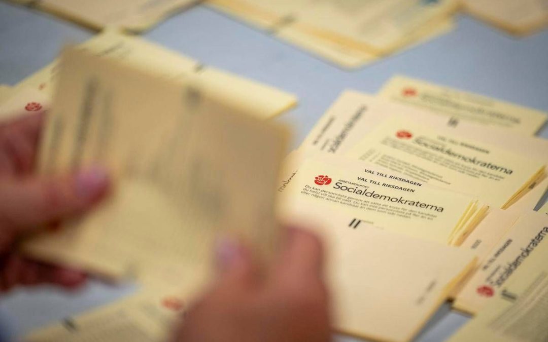 Elezioni in Svezia, centrosinistra avanti: sfida all’ultimo voto