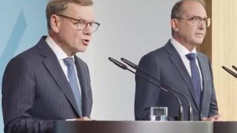 Droni esplosivi a Lipsia, Ischinger: “Se è un atto di guerra, chiamiamolo atto di guerra”