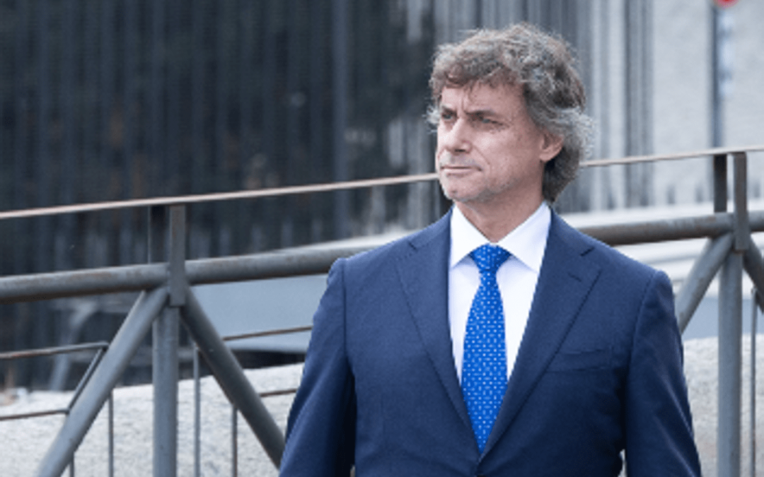 Operaio muore al Colosseo, Rai rinvia serata evento di Alberto Angela: “Andrea aveva l’età dei miei figli”