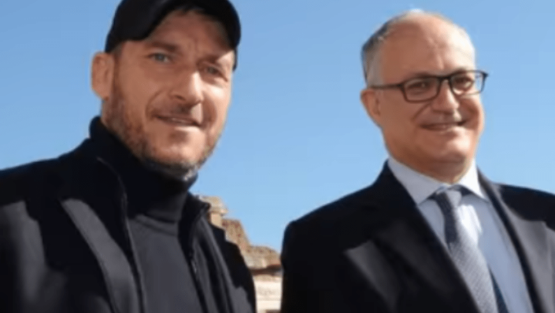 Totti compie 50 anni, gli auguri speciali da… Gualtieri: “Grazie per ciò che hai dato a Roma”