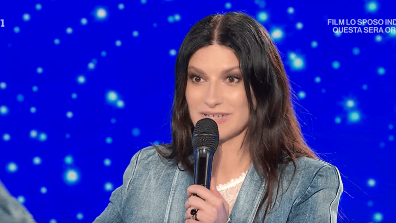 Laura Pausini: “Durante il covid ho pensato di mollare. Sanremo? Avevo paura dei giudizi”