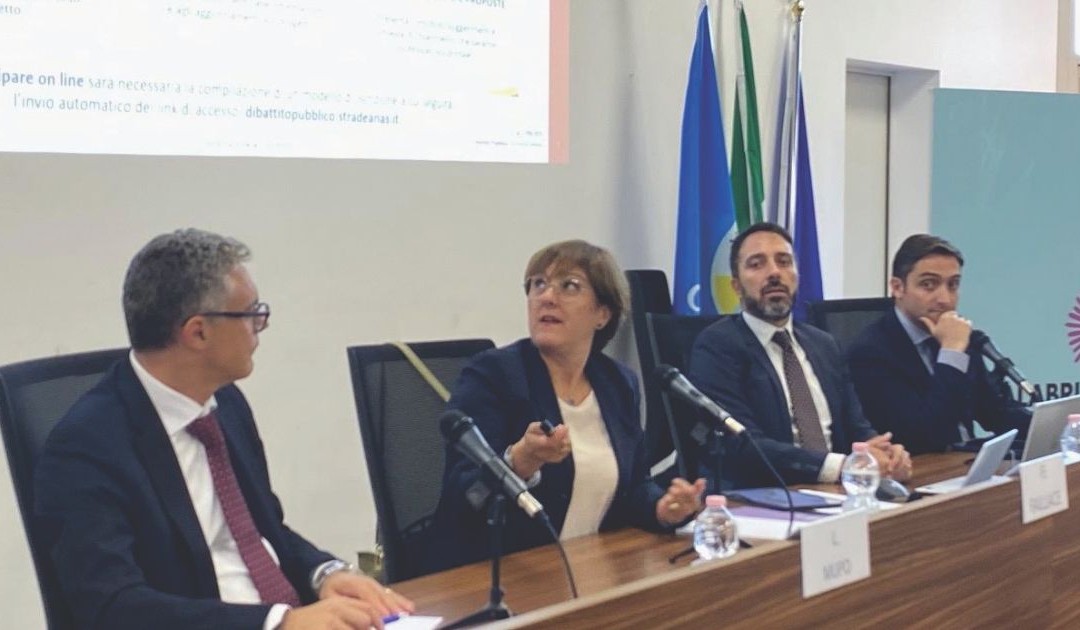Una delle fasi del Dibattito pubblico alla Cittadella regionale di Catanzaro, erano presenti vertici dell’Anas, associazioni e sindaci