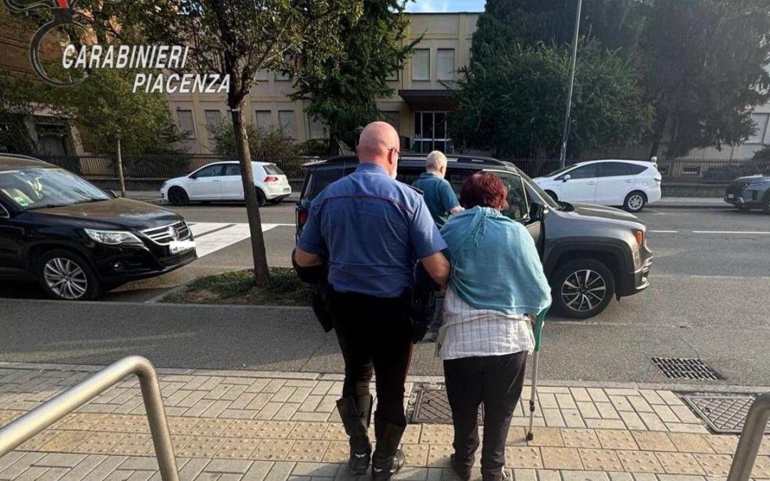A 74 anni si innamora online di cantante rock ma è una truffa: bloccata mentre stava per fargli un bonifico di 8.500 euro