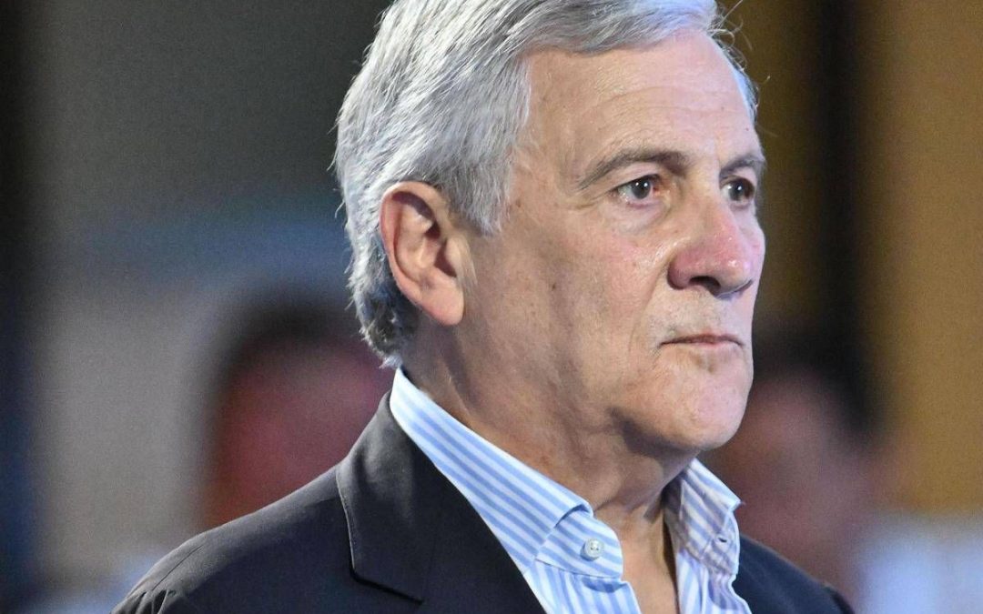 Houthi, Tajani: “Situazione complicata, i nostri militari in sicurezza”