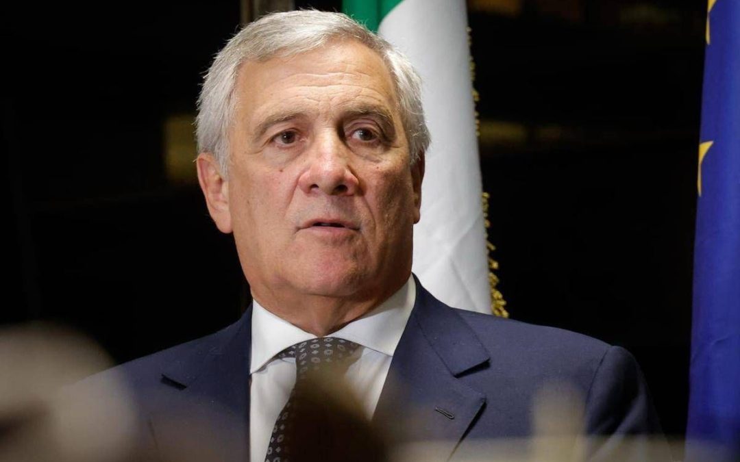 Tajani: “Mi spiace che mie parole siano state fraintese, mi scuso, mai offeso le donne”