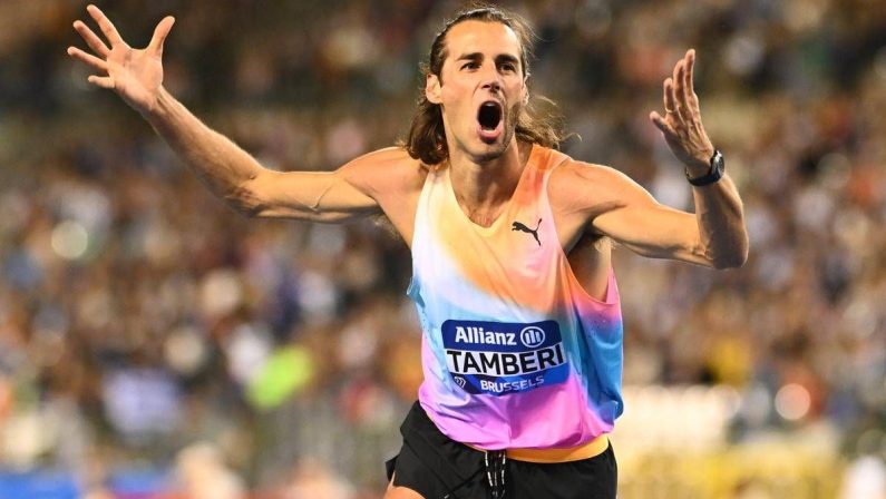 Ultimate Championship, un super Tamberi vince anche a Budapest: “Grazie al pubblico”