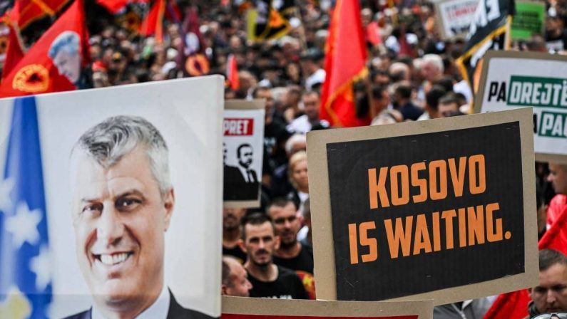 Kosovo, ex presidente Thaci condannato a 25 anni all’Aia per crimini di guerra
