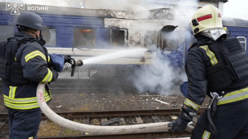 Media tedeschi: “Anche un consigliere sicurezza dell’Italia sul treno colpito dopo raid russo al confine Ucraina-Polonia”