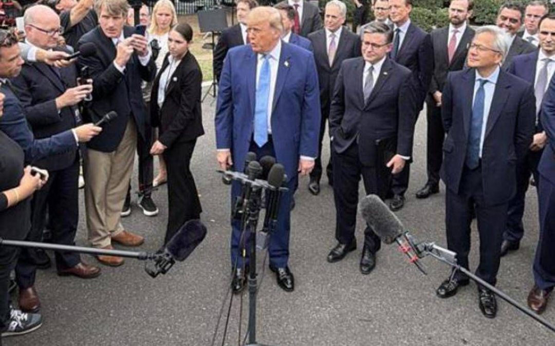 “L’IA è la cosa più grande che ci sia”, Trump accelera e la ribattezza Super intelligenza