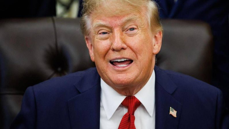 Trump (e figli) senza freni sull’IA, ecco l’interesse finanziario di presidente e famiglia nel settore