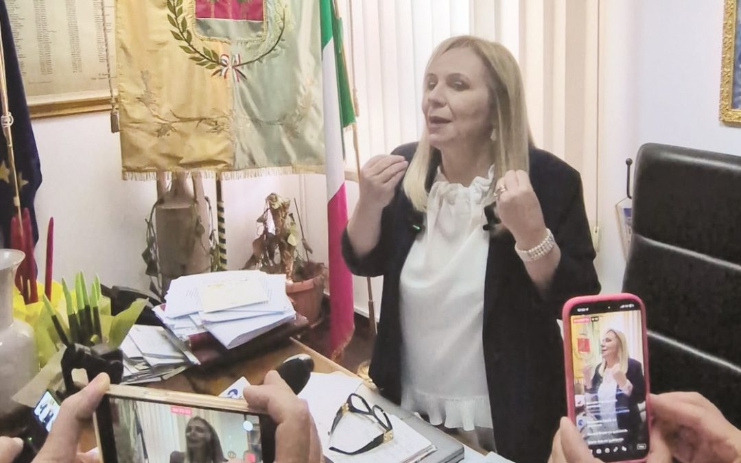 La conferenza stampa della sindaco di Gioia Tauro Simona Scarcella