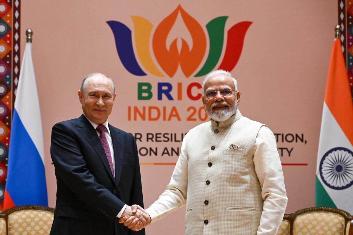 https://www.quotidianodelsud.it/wp-content/uploads/2026/09/vladimir-putin-e-narendra-modi.jpeg