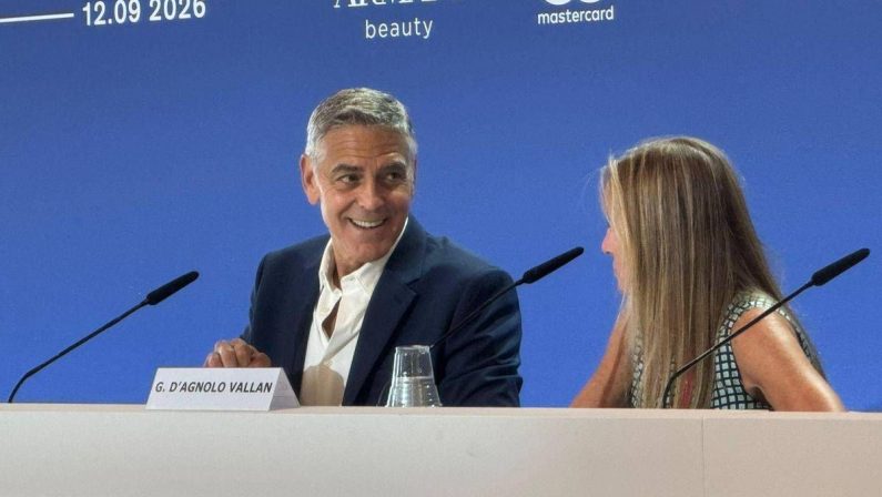 Mostra Venezia, George Clooney: “Ho smesso di fare il regista, la famiglia è la mia priorità”