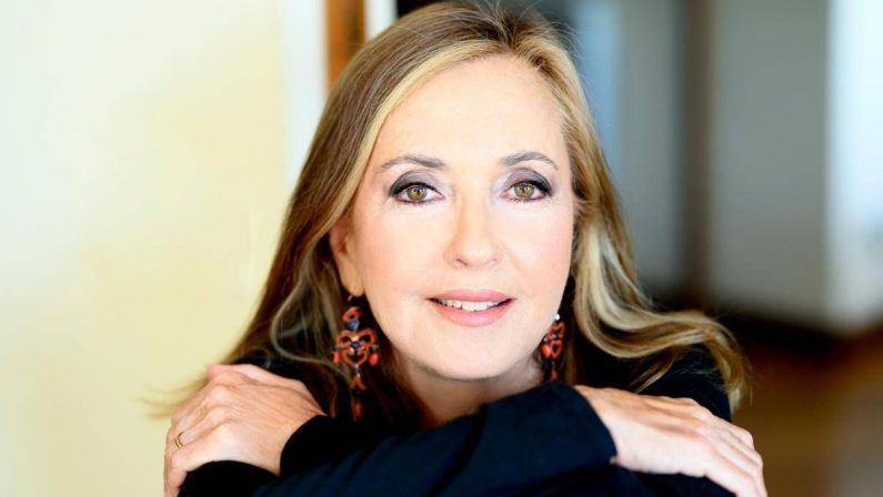 Barbara Palombelli: “Porto a Forum un umanoide. A Mediaset libertà pazzesca, a Rai3 Moratti mi cacciò”