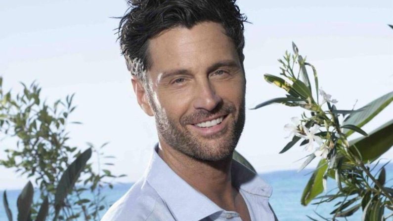 Filippo Bisciglia: “In ‘Temptation Island e poi e poi…’ ci saranno ribaltoni clamorosi, e poi… debutto a teatro!”