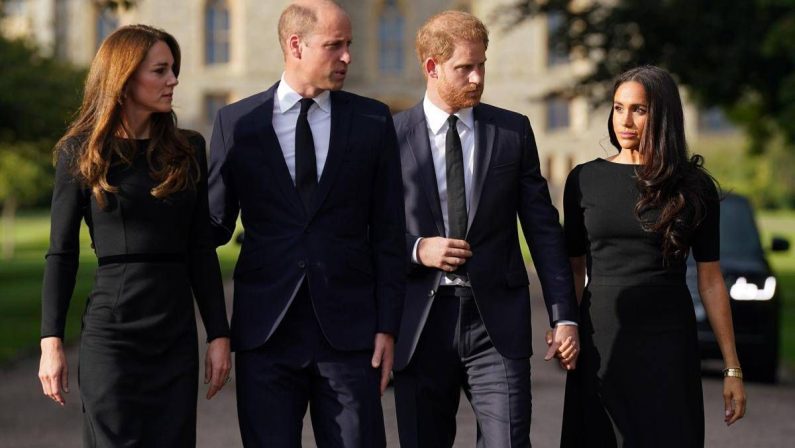 Fra William e Harry per ora regna il silenzio, riconciliazione sarà lenta ﻿