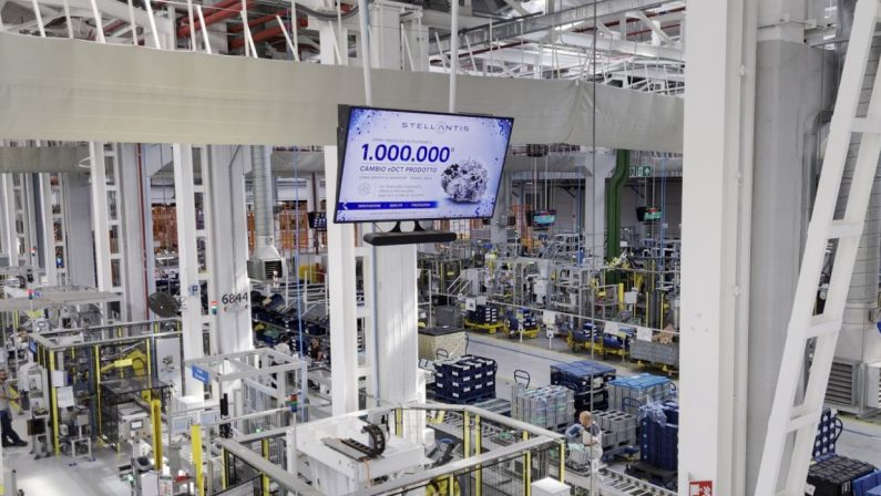 Stellantis, prodotta a Mirafiori la trasmissione eDCT numero 1.000.000