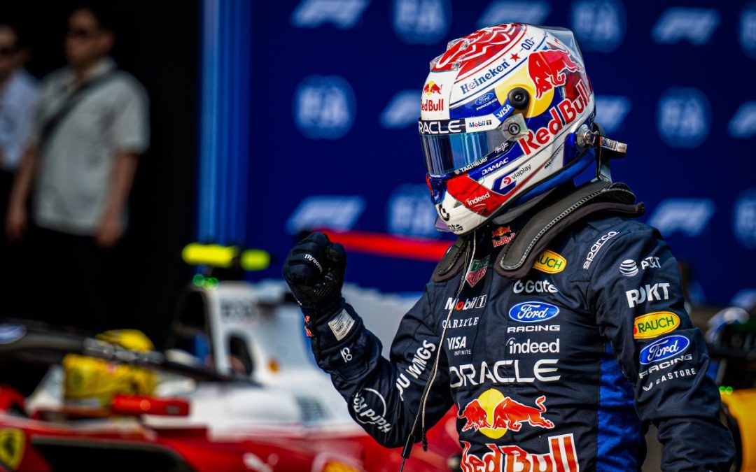 Verstappen centra la pole per la sprint di Singapore, Leclerc in seconda fila