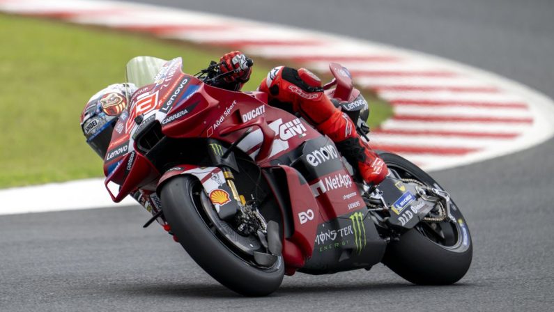 Marc Marquez vince la Sprint in Indonesia, è leader iridato