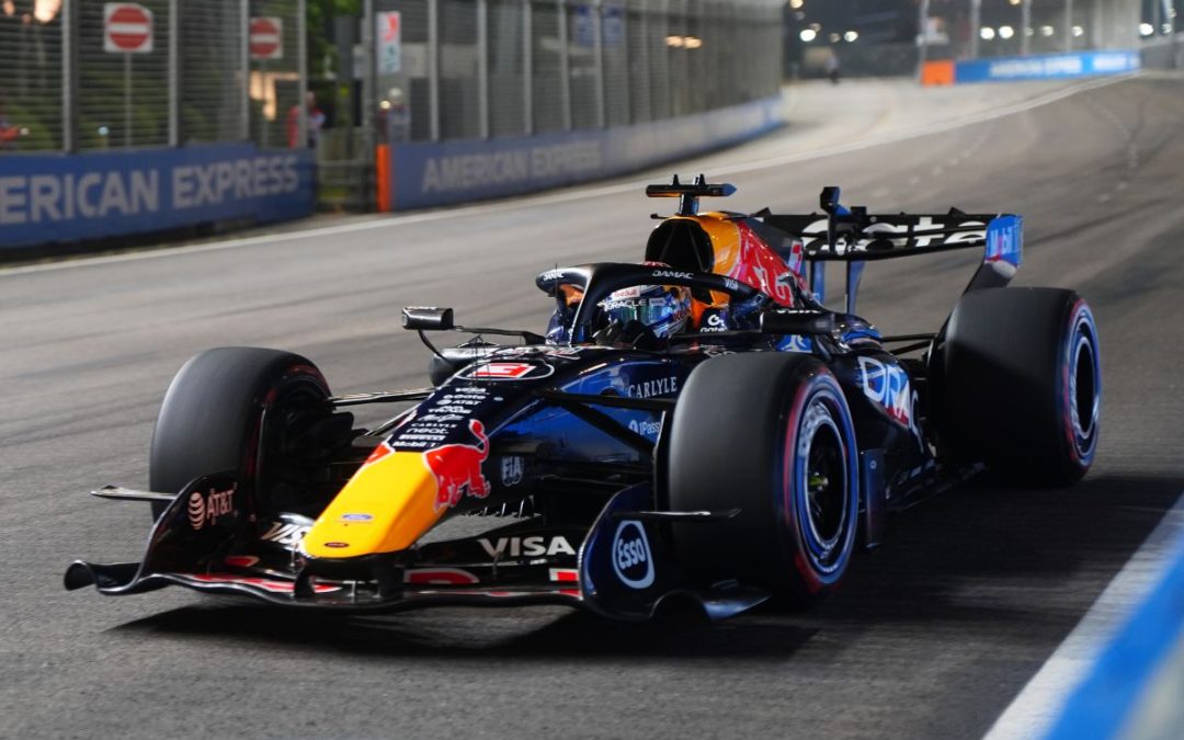 Formula 1 2026, Verstappen padrone a Singapore: pole position davanti a Leclerc e Hamilton