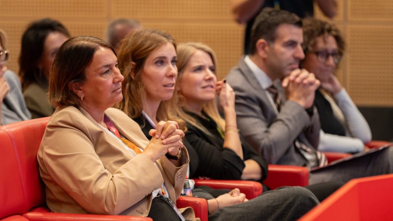 Il divario di genere pesa su accesso alle cure, prevenzione e salute mentale