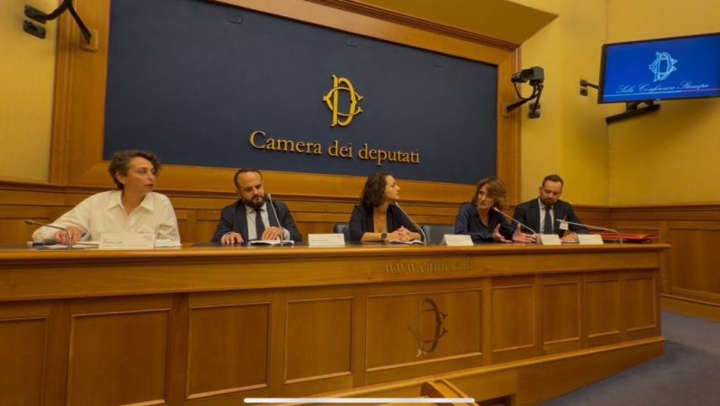 Unobravo e Treccani insieme per promuovere l’alfabetizzazione emotiva a scuola