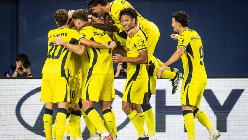 Il Napoli crolla in Champions, vince 3-1 il Villarreal