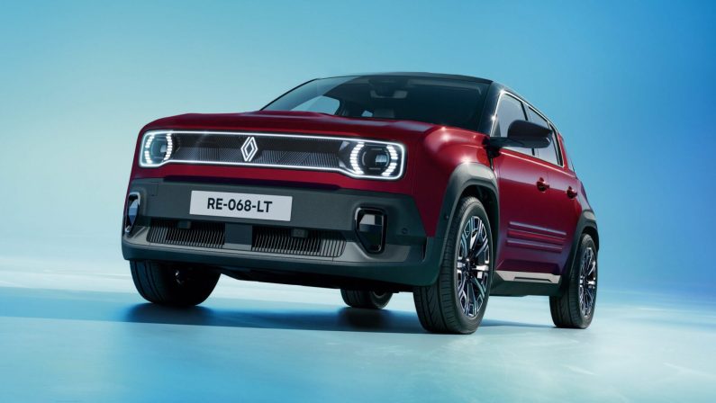 Renault 4 E-Tech Electric, aumenta l’autonomia e nuova versione d’ingresso