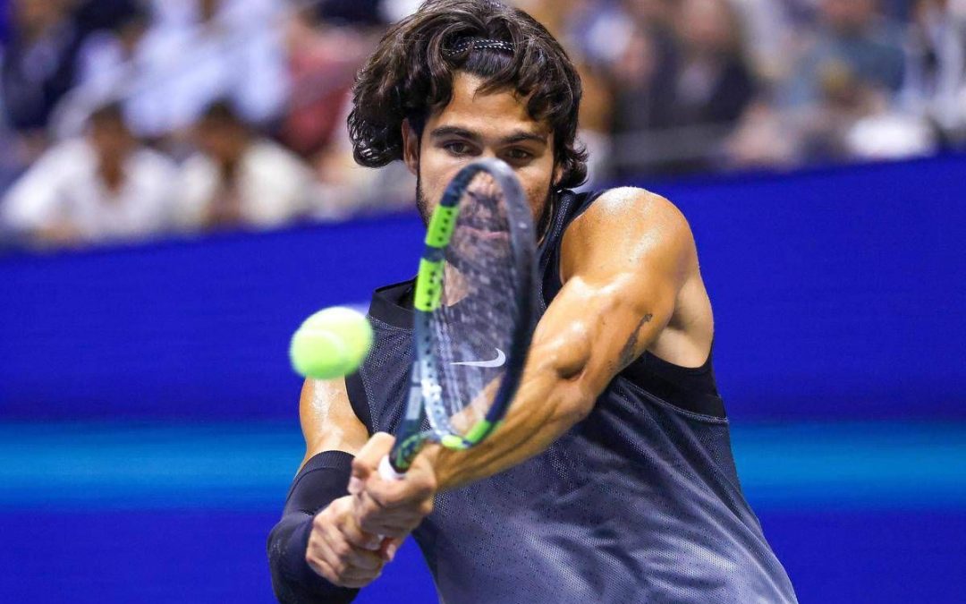 Esordio vincente per Alcaraz a Tokyo, Michelsen ko in tre set: affronterà Arnaldi al 2° turno