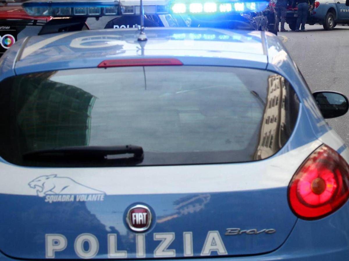 https://www.quotidianodelsud.it/wp-content/uploads/2026/10/allarme-autobomba-auto-sospetta-in-via-fatabenefratelli.jpeg