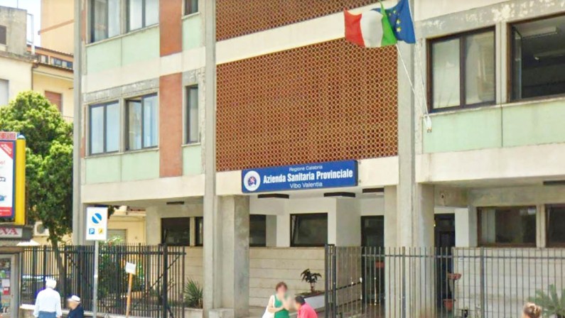Sanità vibonese, la denuncia di Pontoriero: «Liste d’attesa infinite»