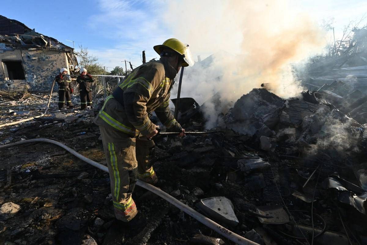 https://www.quotidianodelsud.it/wp-content/uploads/2026/10/attacco-kharkiv-russia-ucraina-afp.jpeg
