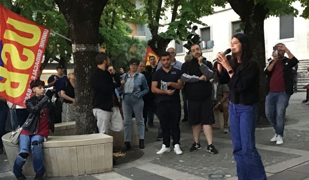 La protesta in piazza XI settembre