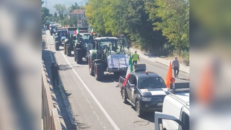 Basilicata, agricoltori, le promesse non bastano più. La protesta continua