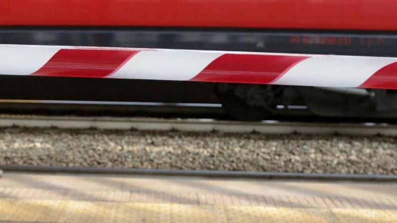 Bologna-Rimini, ritardi fino a due ore sulla linea ferroviaria dopo l’investimento di una persona