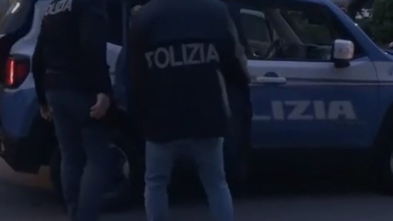 Crotone, è un esercente pakistano a sfidare il racket: il riscatto parla la lingua dell’integrazione