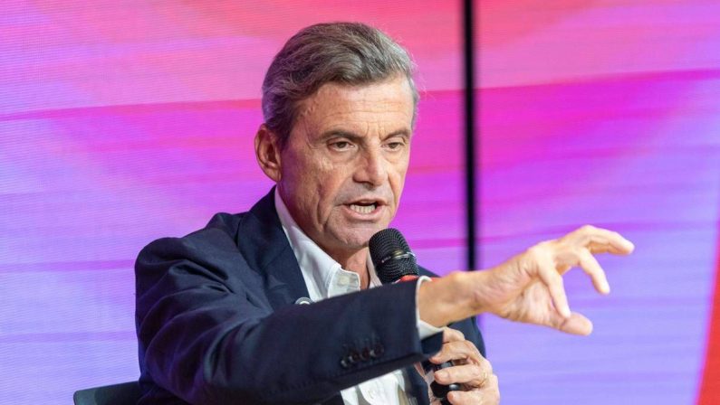 Calenda: “Idee chiare su politica estera, ecco i miei 5 punti”