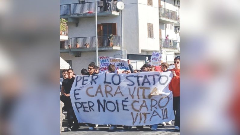 Caro Carburanti, studenti al fianco di agricoltori e pescatori