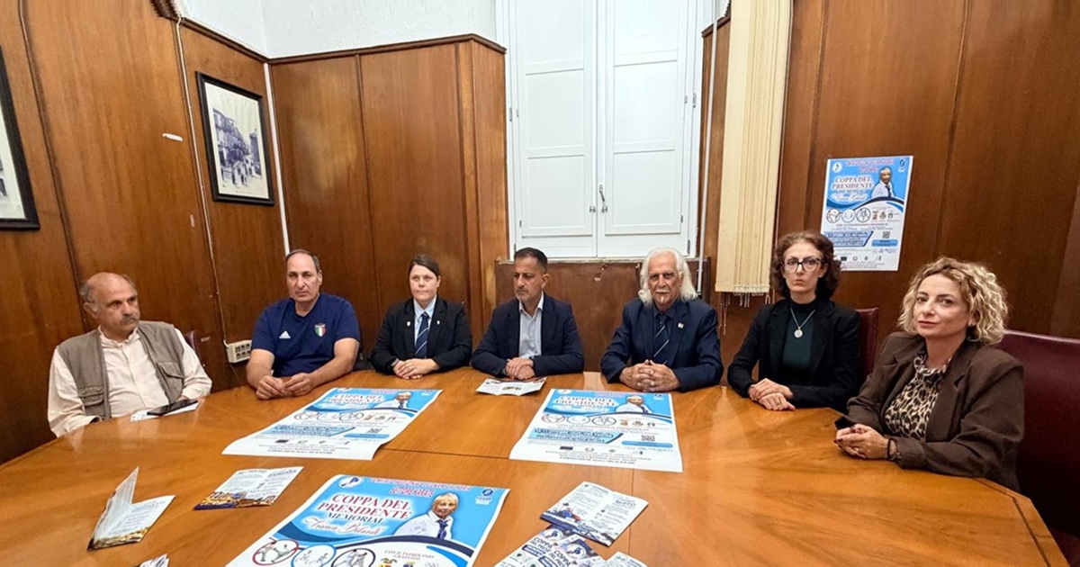 https://www.quotidianodelsud.it/wp-content/uploads/2026/10/conferenza-stampa-karate-vibo-valentia.jpeg