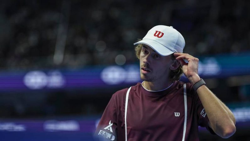 De Minaur ‘punge’ Zverev: “Alcuni impiegano troppo tempo per servire”
