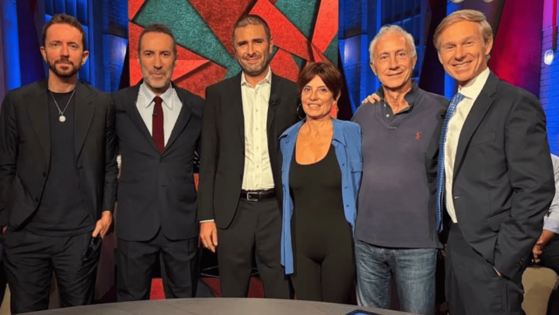 Alessandro Di Battista, il post dopo il ritorno in tv: “Per me è una piccola grande conquista di questi tempi”