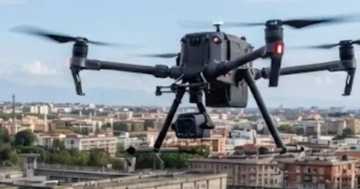 https://www.quotidianodelsud.it/wp-content/uploads/2026/10/drone-carcere-di-poggioreale-napoli.jpg