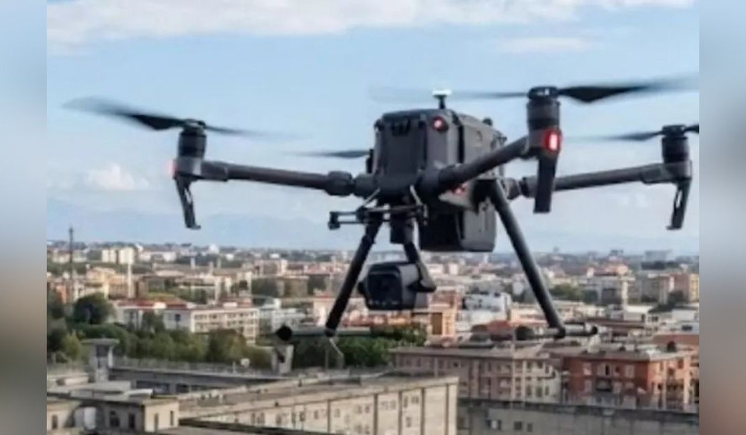 Poggioreale, abbattuto drone da 10mila euro, sequestrati 1 kg di droga e 15 smartphone