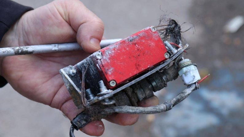 Allerta in Moldova, drone russo precipita vicino a una casa