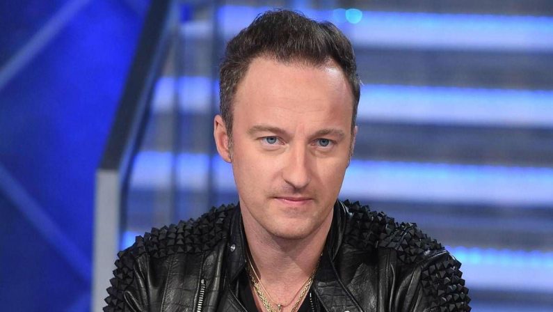 Francesco Facchinetti a Ciao Maschio: “Ho amato tantissimo Alessia Marcuzzi, con mia moglie ho pensato fosse finita”